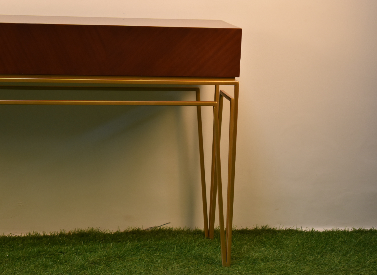 Aura Console Table